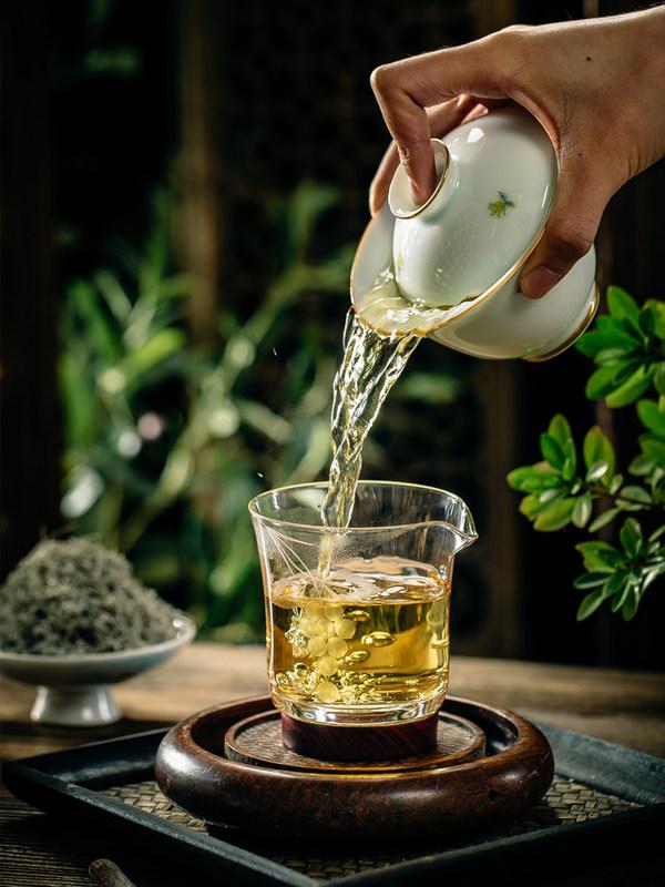 天门郡芽尖仿野生莓茶张家界特级霉茶长寿高品质送礼盒养生藤茶