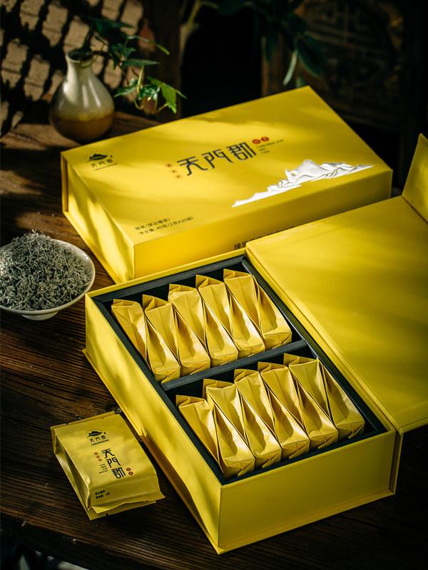 天门郡特级莓茶芽尖霉茶张家界富硒茶礼盒高品质新茶仿野生藤茶