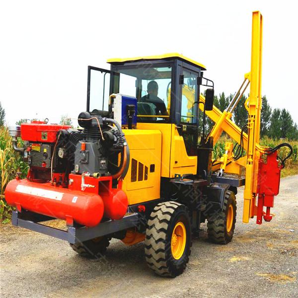 供应公路栏杆打桩机 高速公路护栏钻孔机 20装载机打桩机